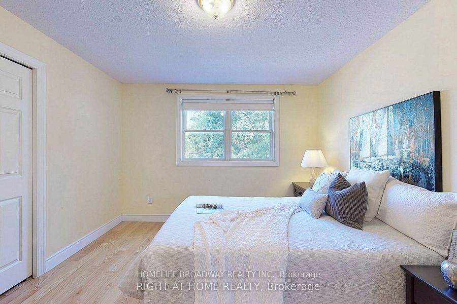 9 Trillium Drive Property Photo 21
