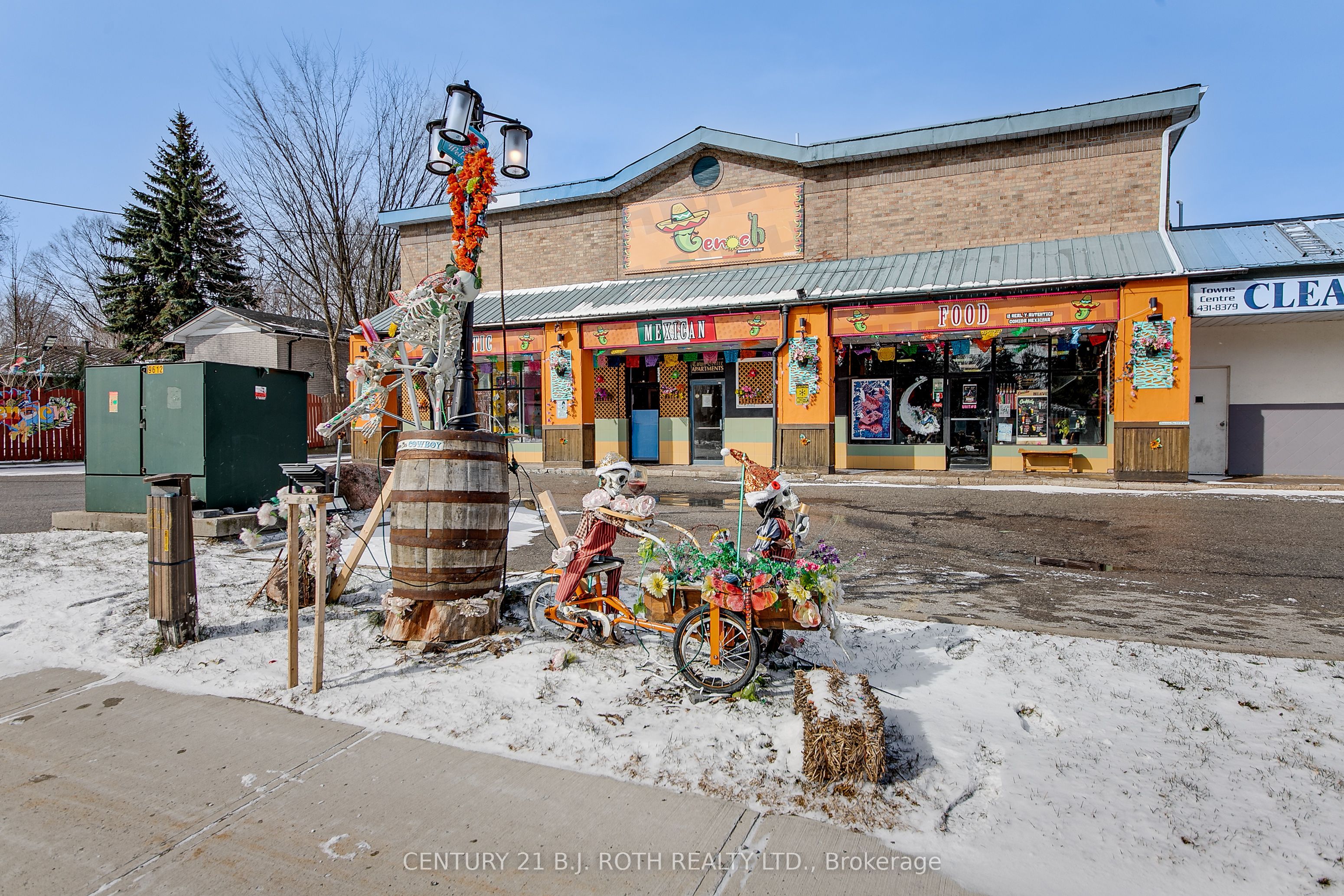 #7/8 - 945 Innisfil Beach Road Property Photo 3
