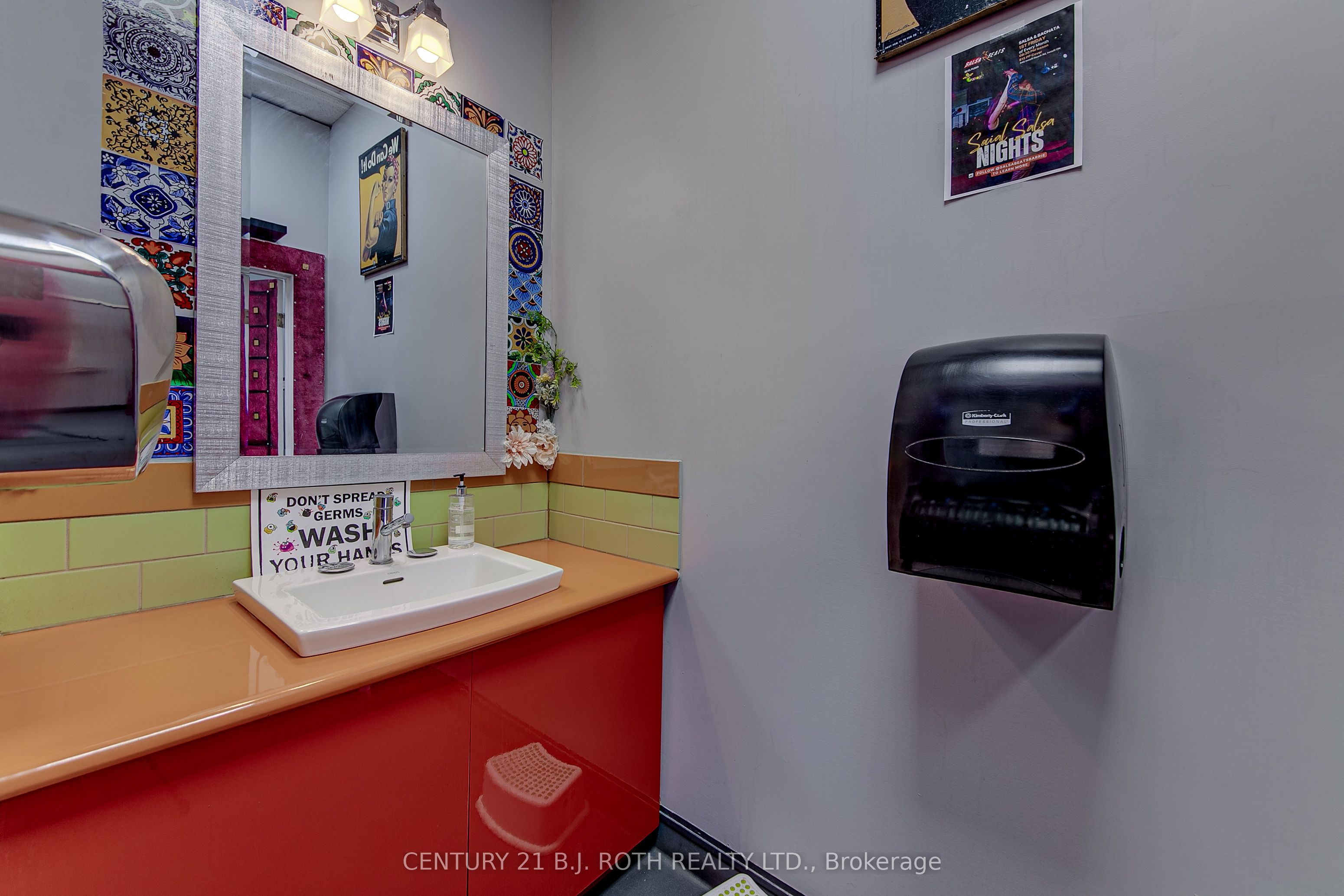 #7/8 - 945 Innisfil Beach Road Property Photo 28