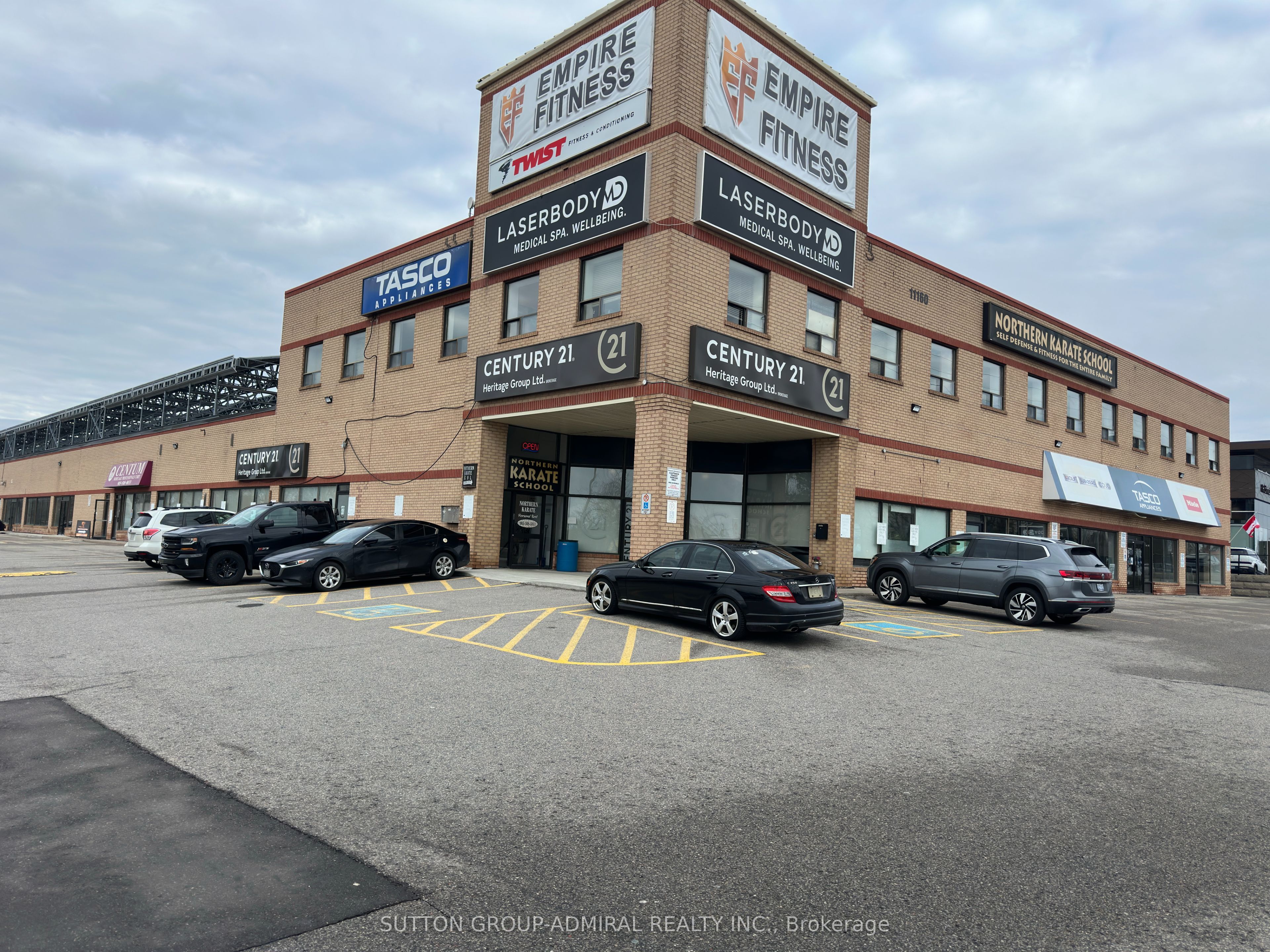 #6 - 11160 Yonge Street Property Photo 1