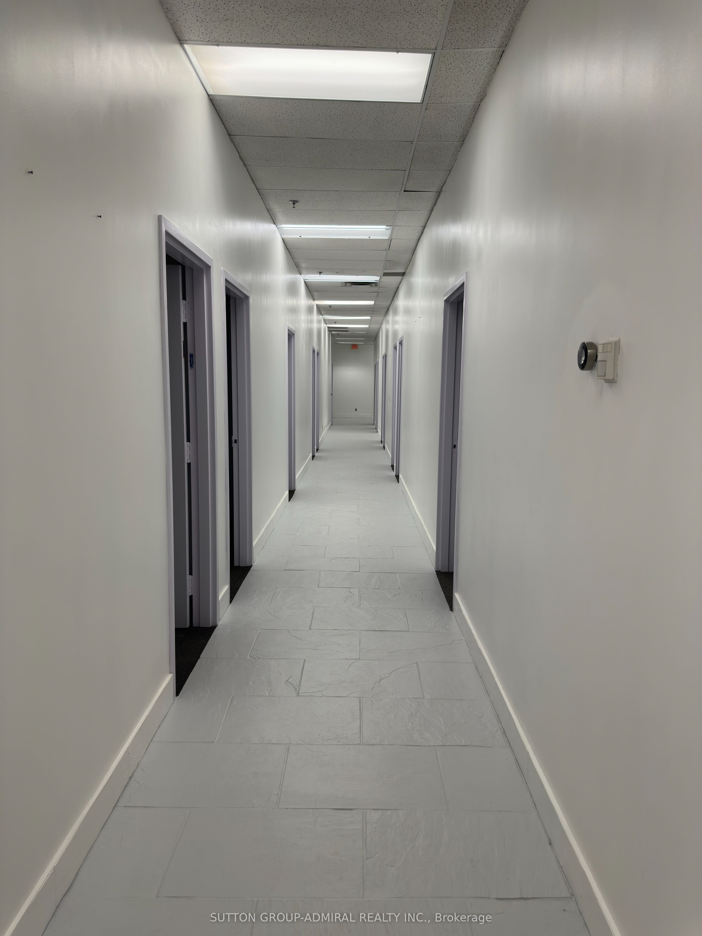 #6 - 11160 Yonge Street Property Photo 3
