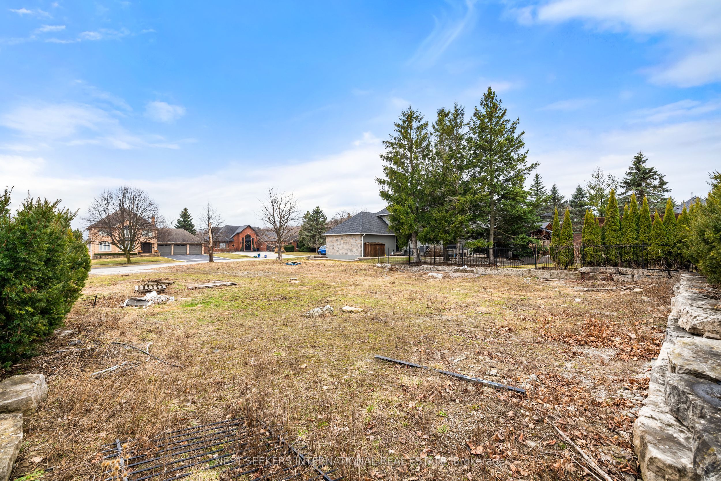 96 Robinson Road Property Photo 10