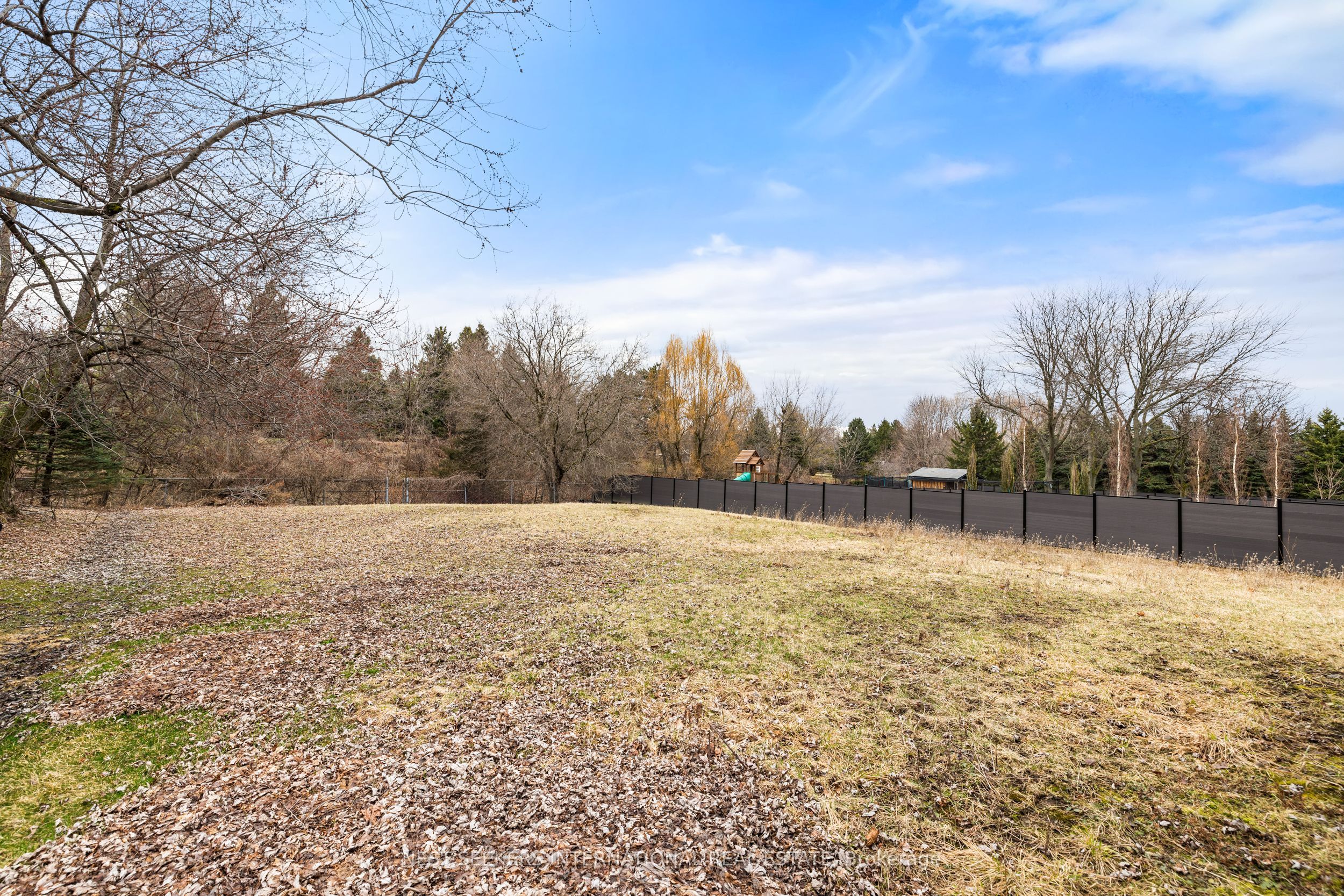 96 Robinson Road Property Photo 14