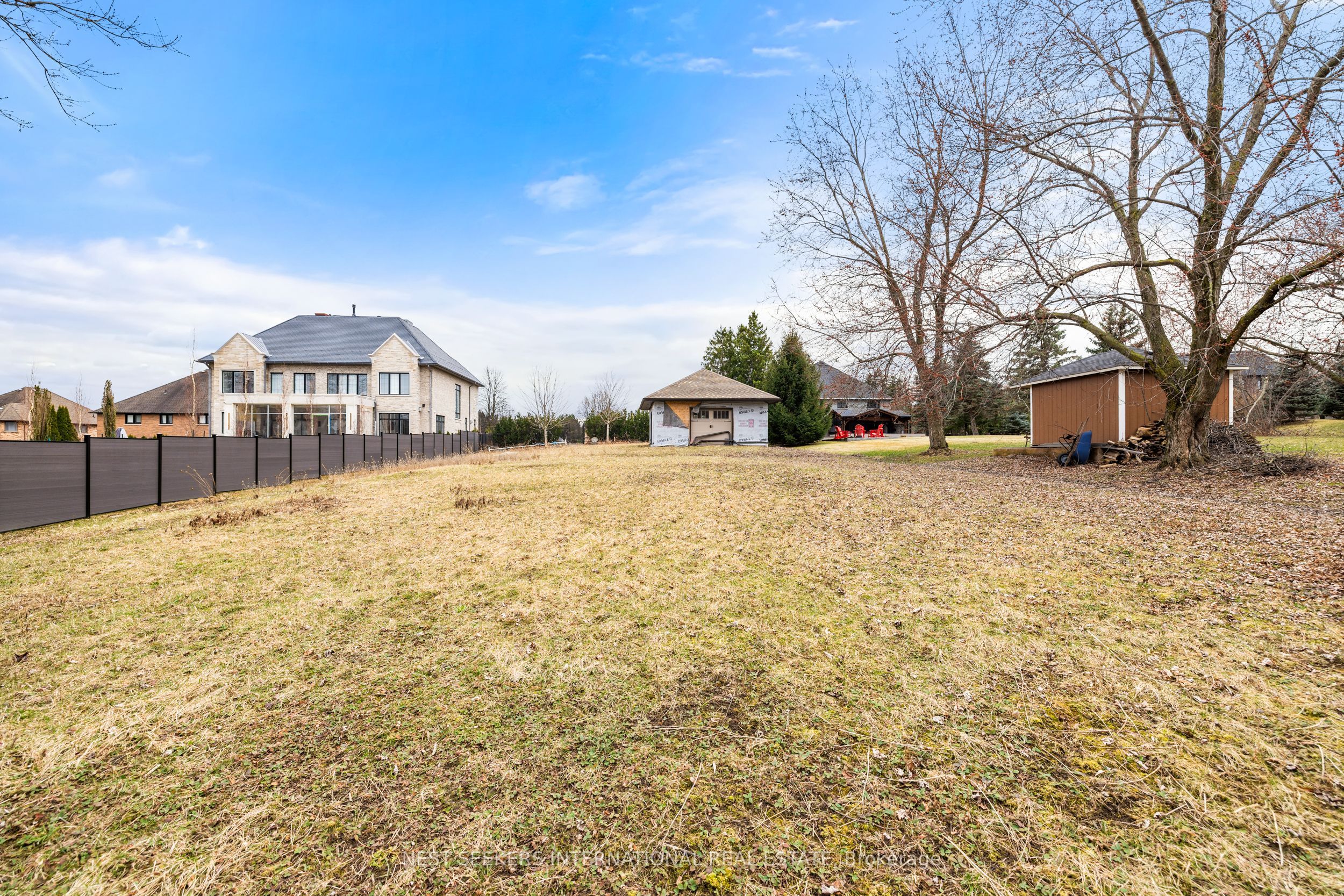96 Robinson Road Property Photo 16