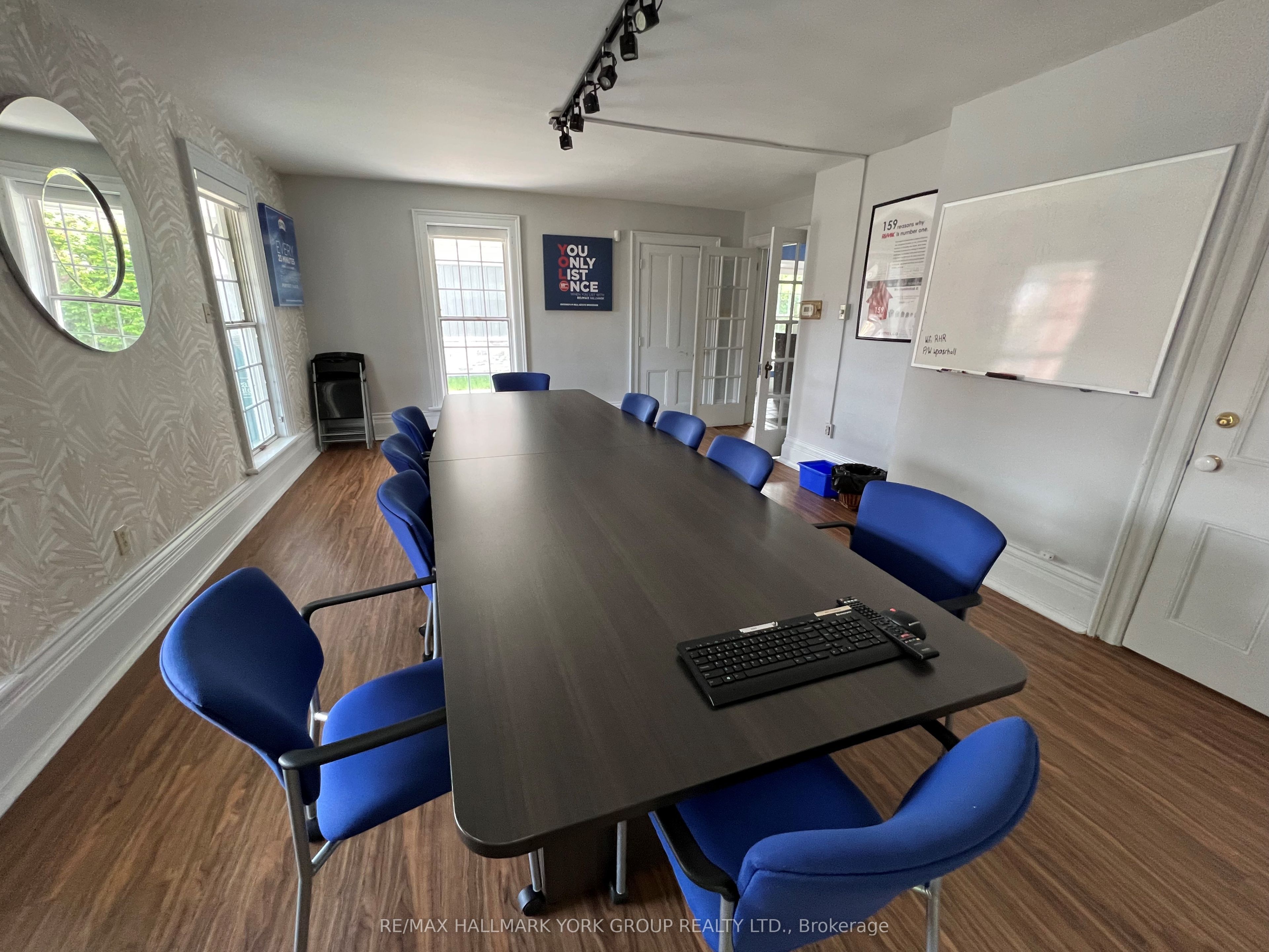 15004 Yonge Street Property Photo 13