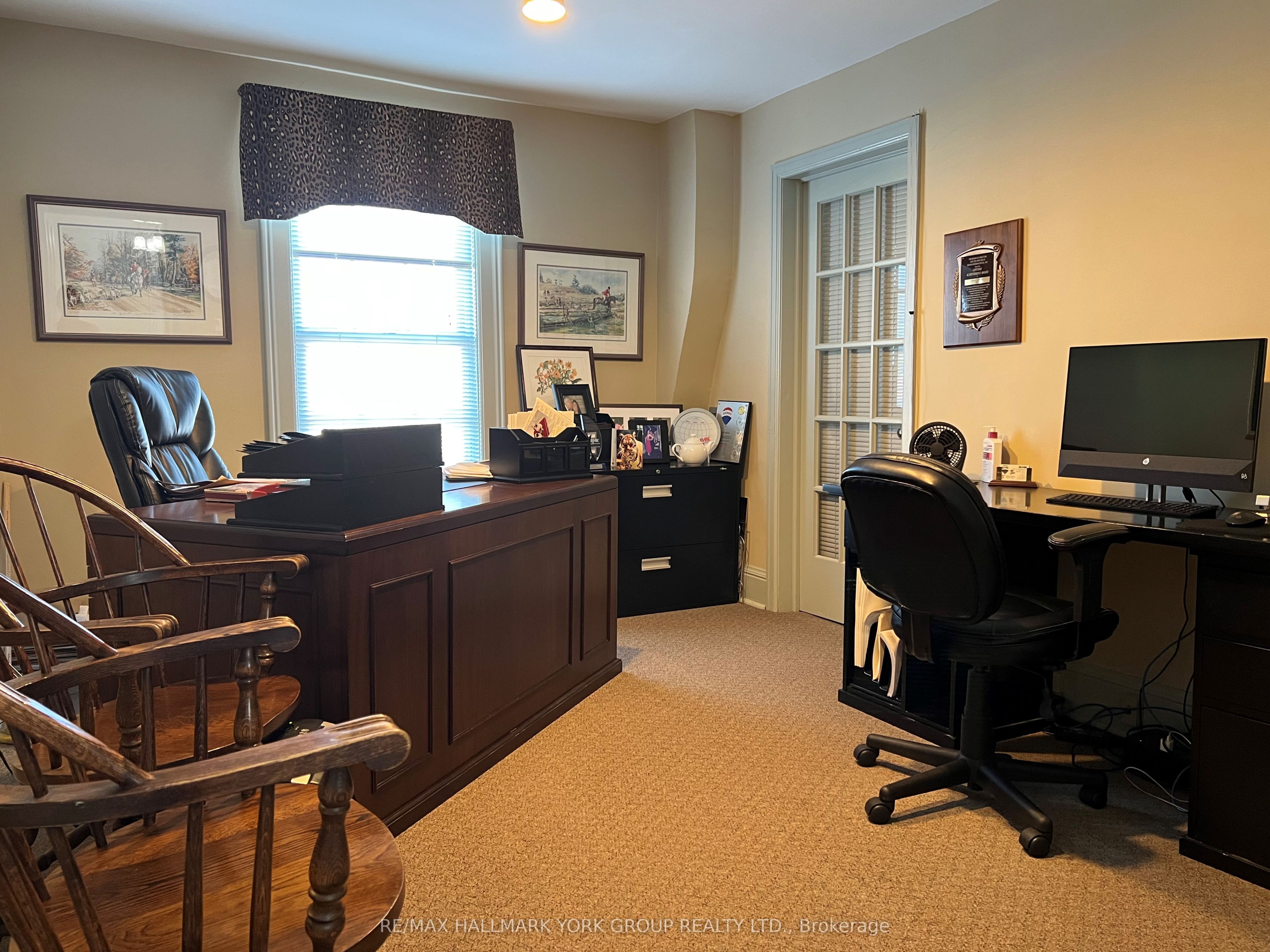 15004 Yonge Street Property Photo 15