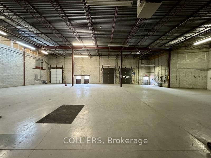 #119-121 - 2600 John Street Property Photo 3