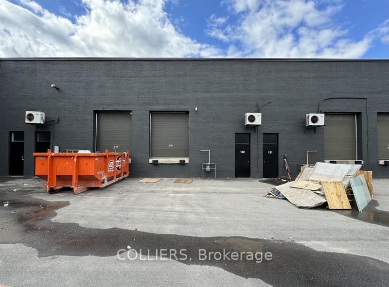 #119-121 - 2600 John Street Property Photo 5