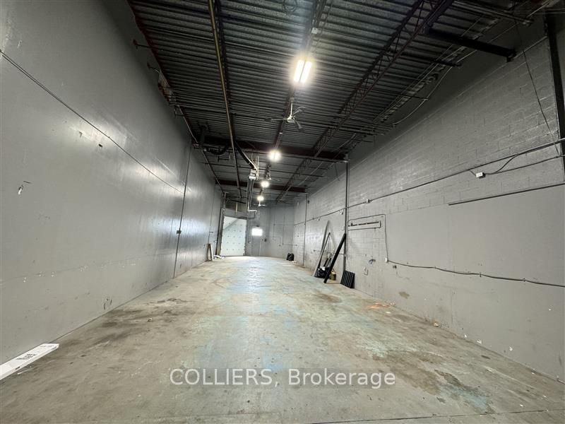 #219 - 2600 John Street Property Photo 4