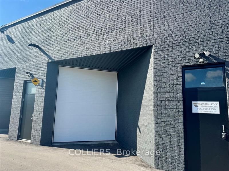 #219 - 2600 John Street Property Photo 5