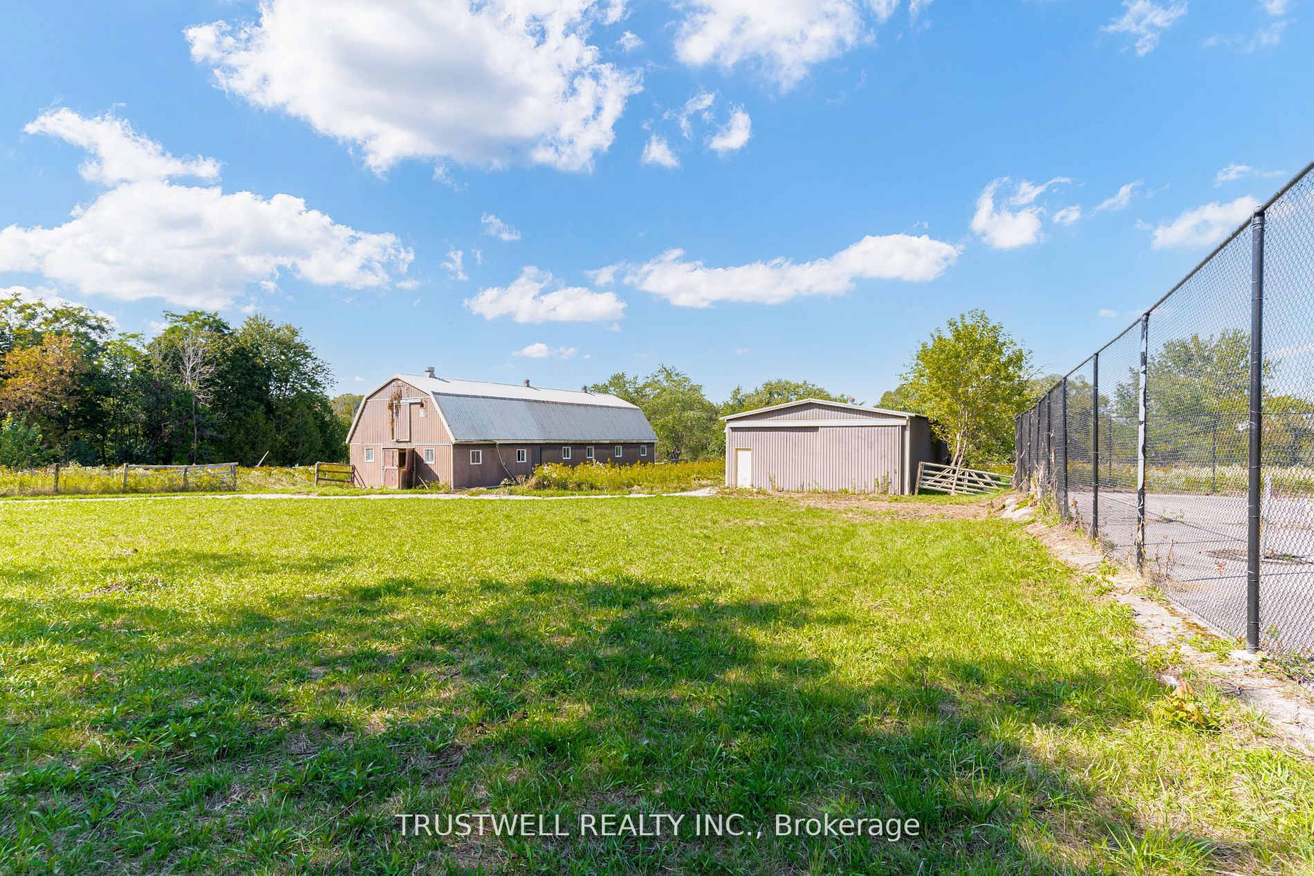 3590 Major Mackenzie Drive Property Photo 16