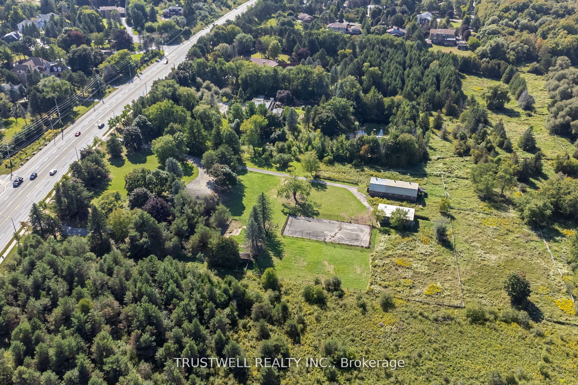 3590 Major Mackenzie Drive Property Photo 6
