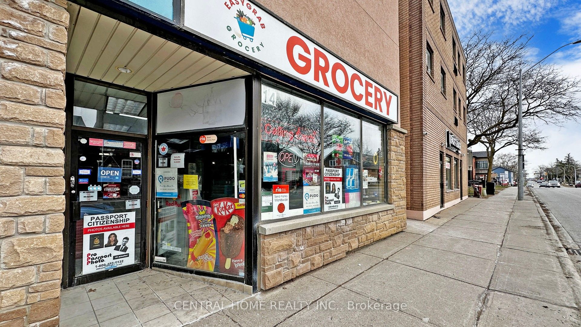#1 - 14 Wellington Street Property Photo 3