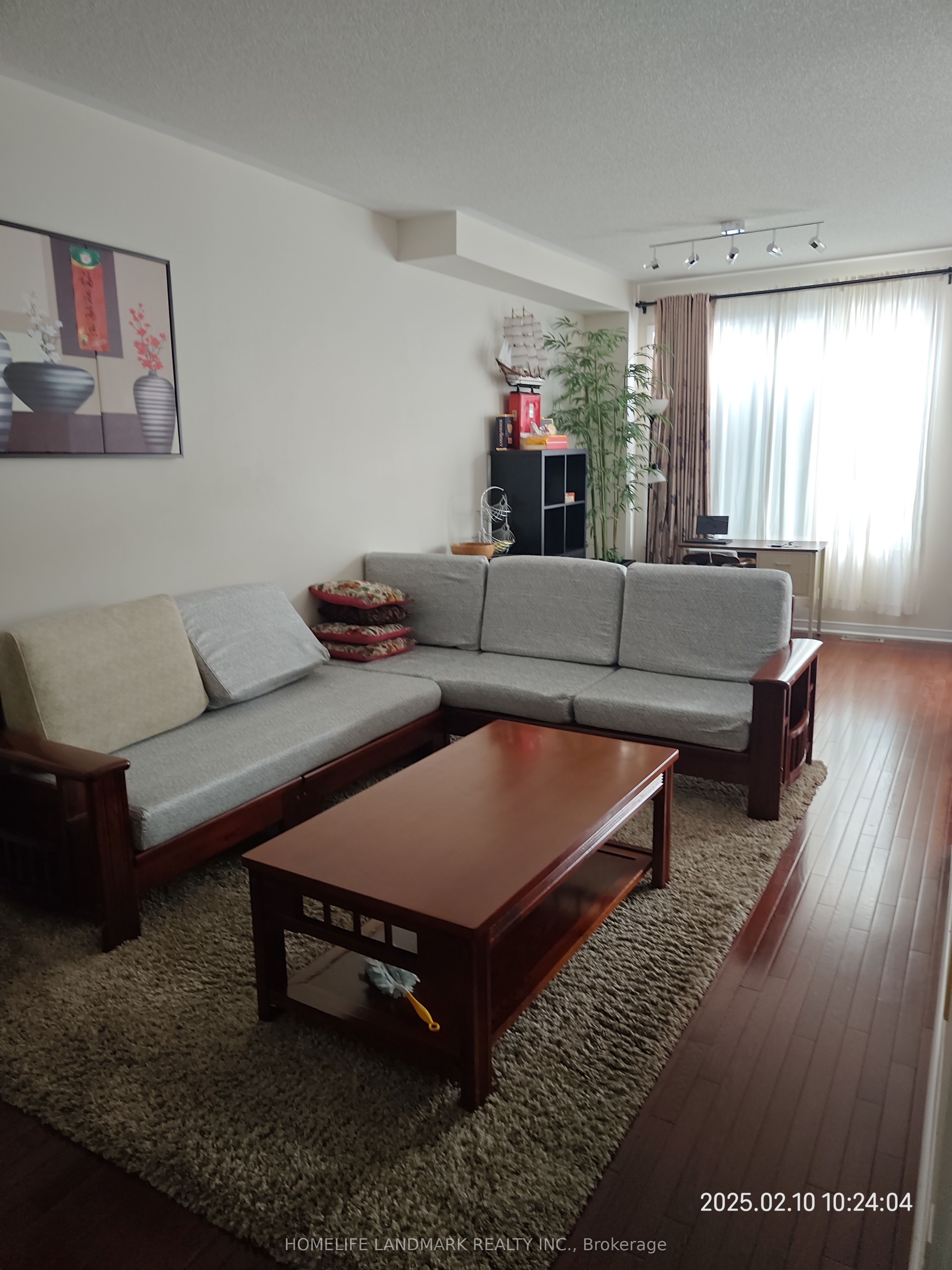 14 Kincaid Lane Property Photo 3