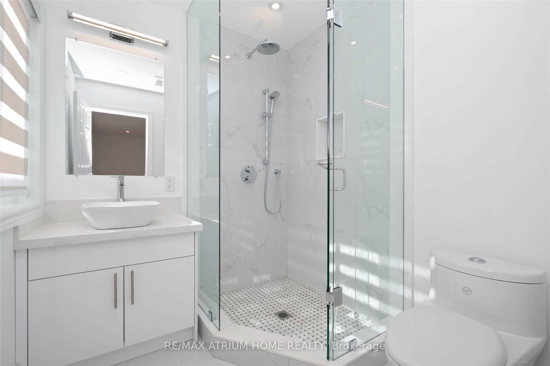 162 Bathurst Glen Drive Property Photo 20