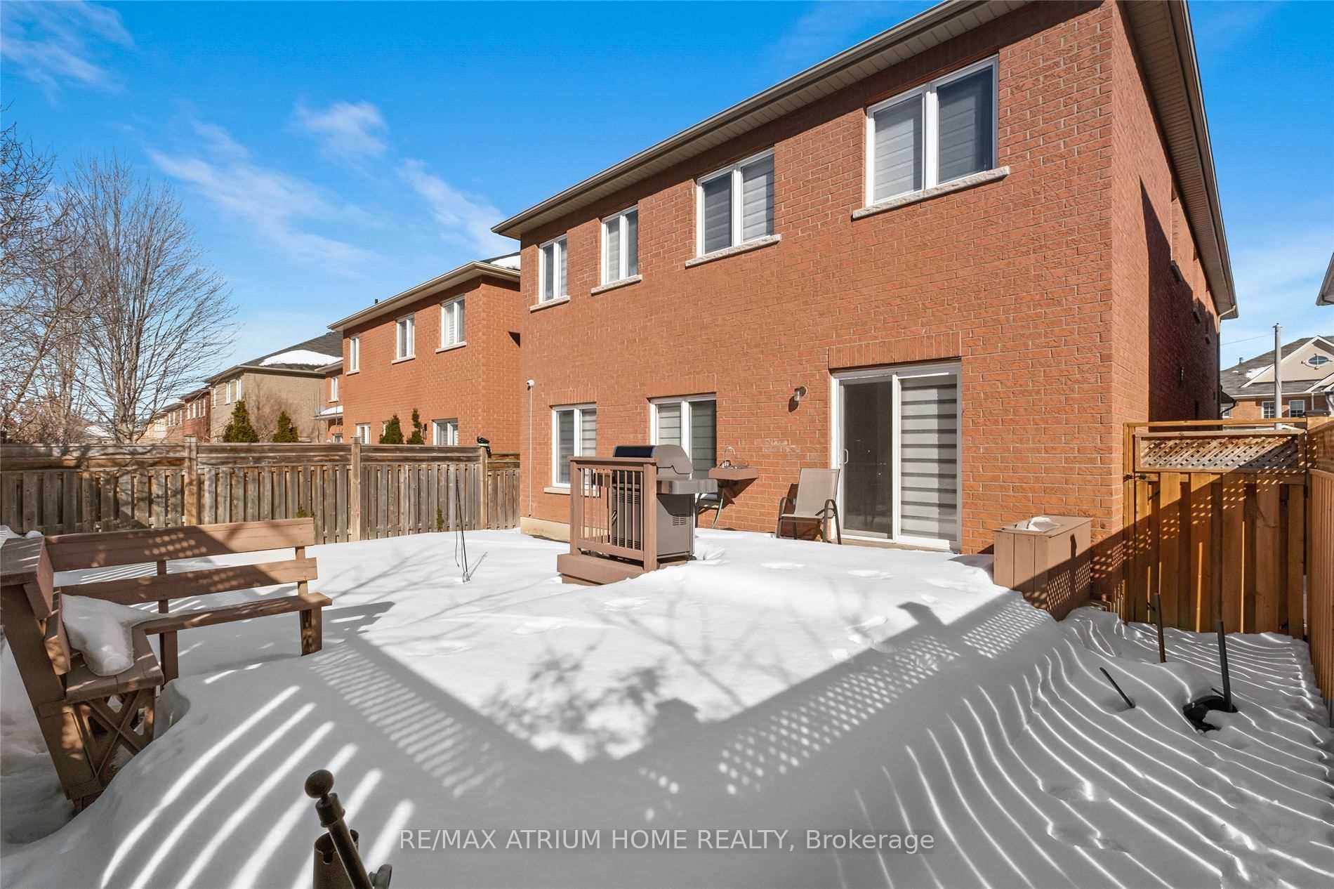 162 Bathurst Glen Drive Property Photo 25