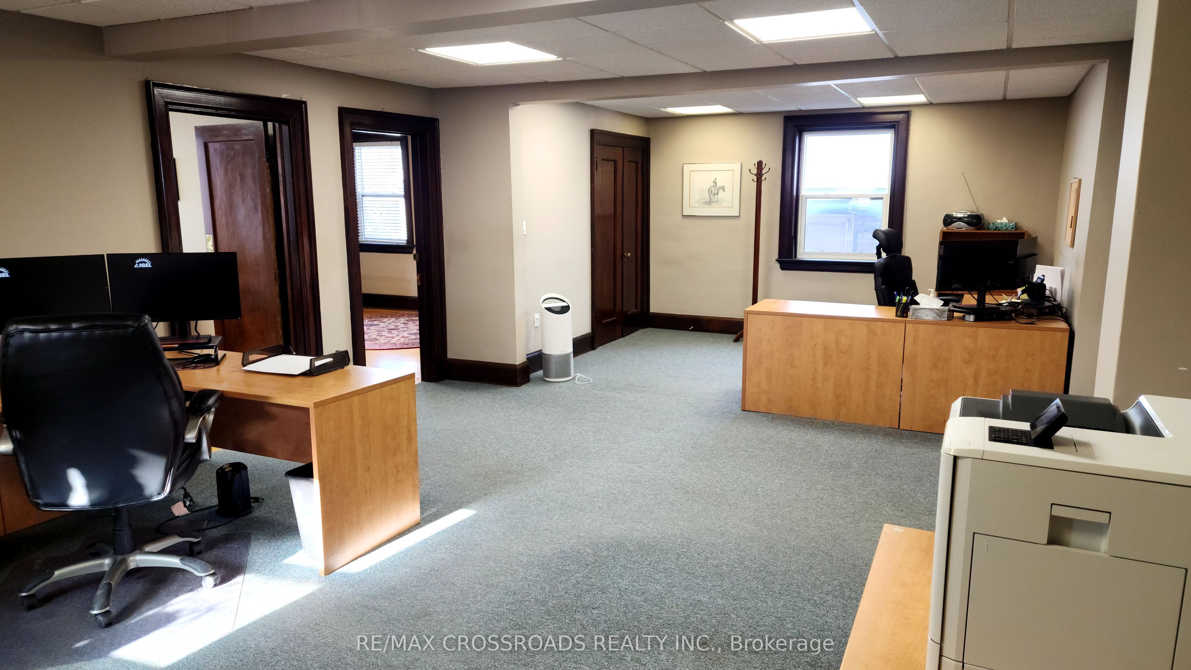 #4 - 15221 Yonge Street Property Photo 8