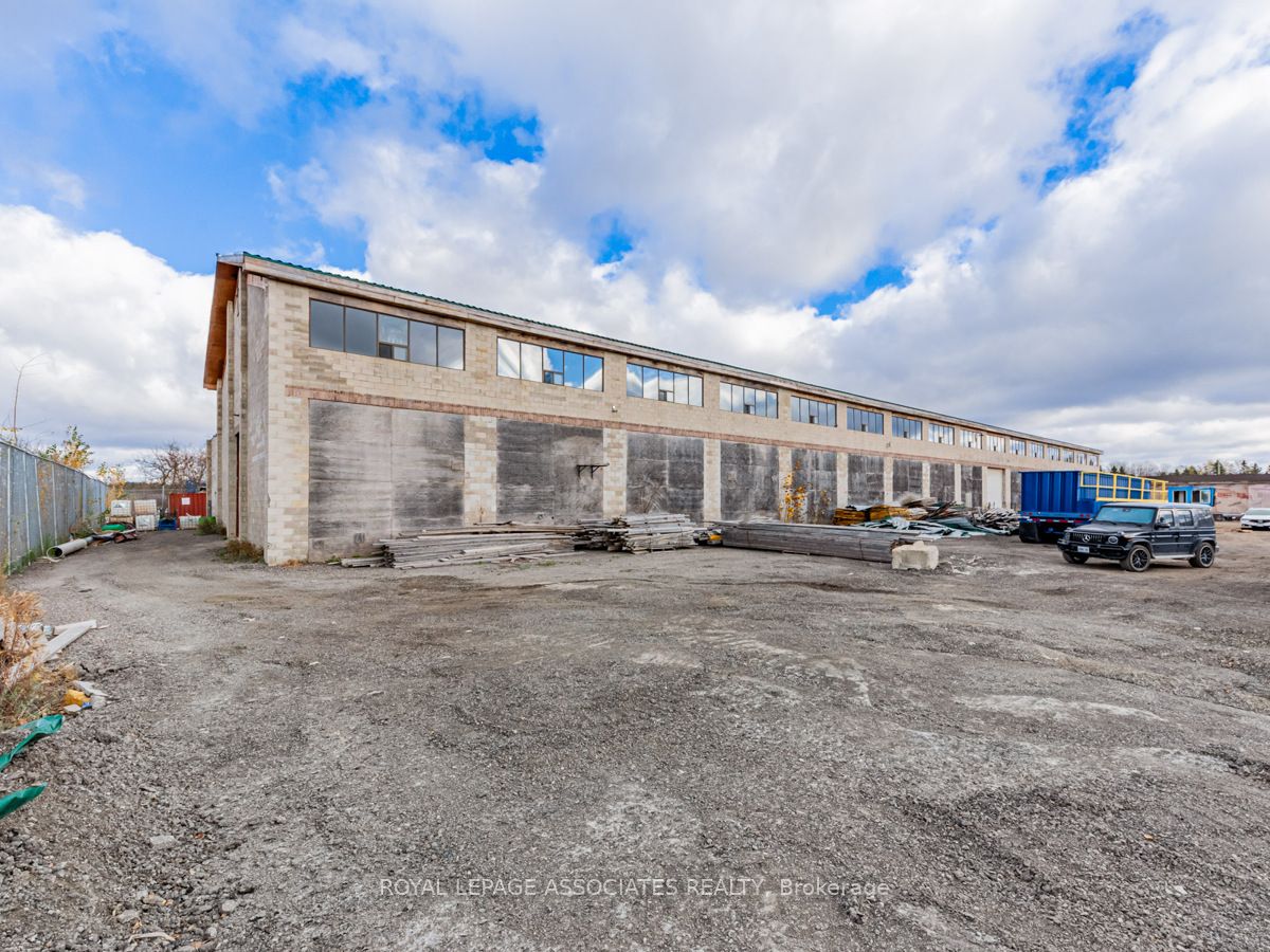 13838 Woodbine Avenue Property Photo 1