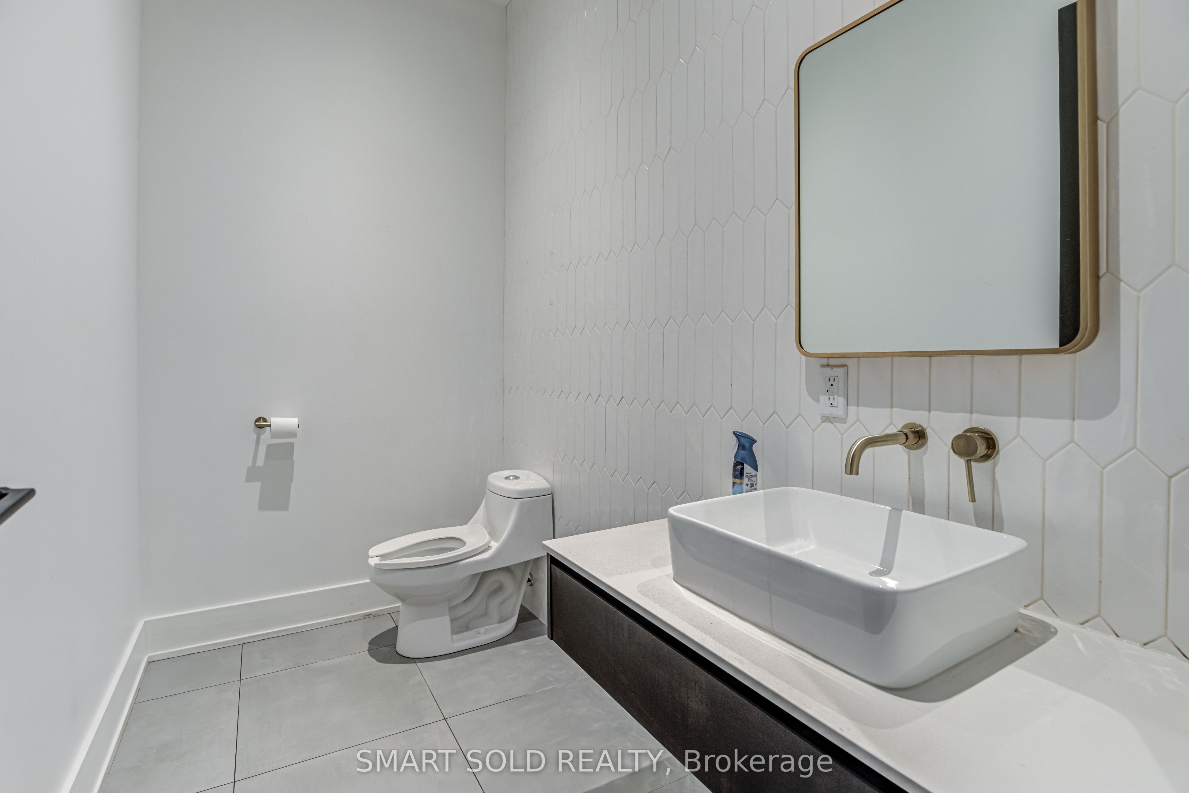#3 Property Photo 19
