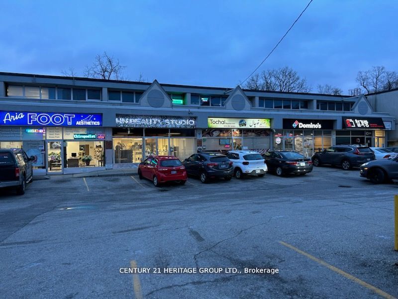 10255 Yonge St Property Photo 1
