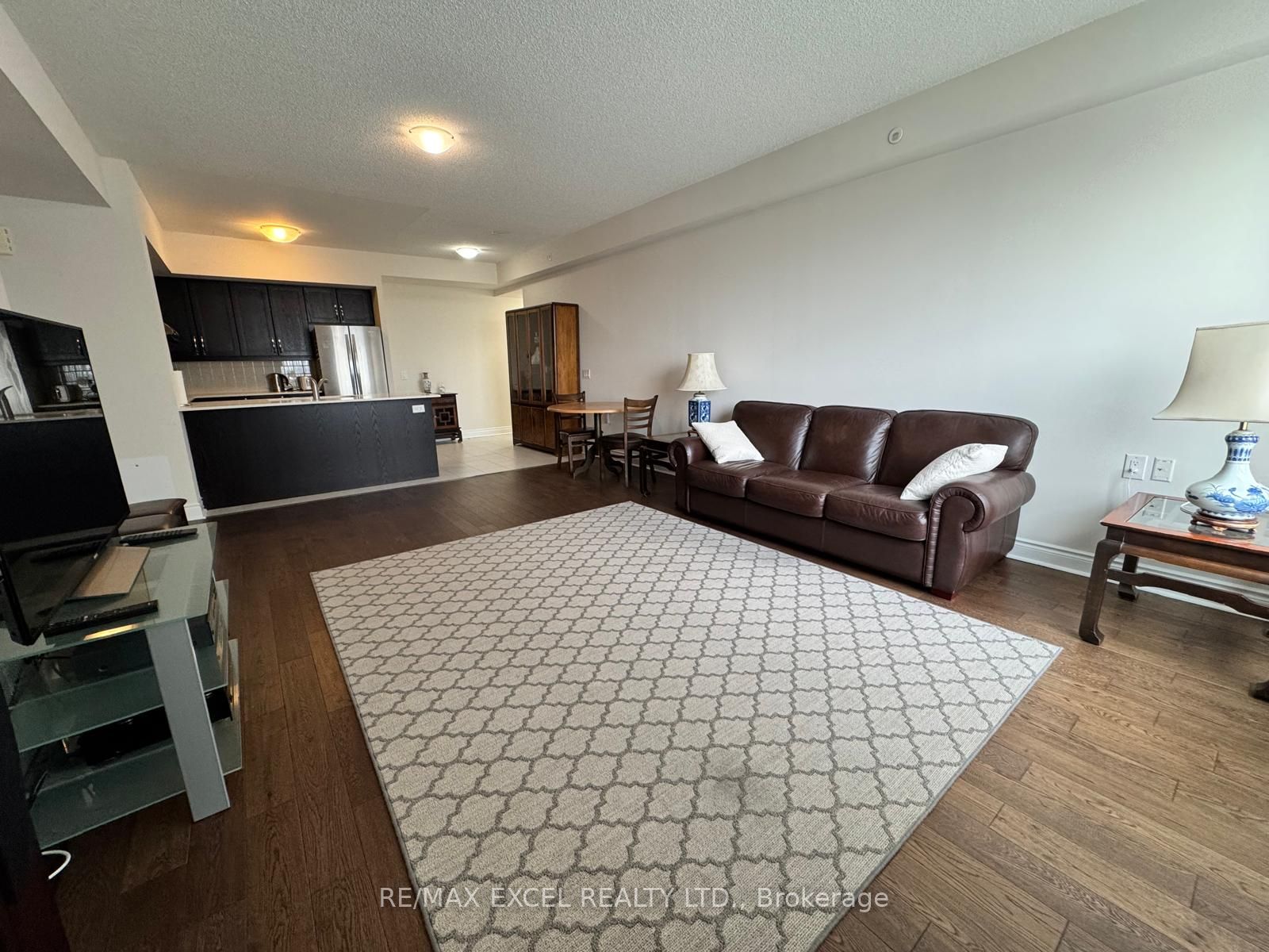 1 Sun Yat Sen Avenue 257 Property Photo 2