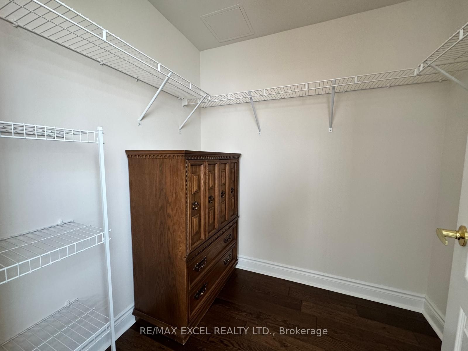 1 Sun Yat Sen Avenue 257 Property Photo 10
