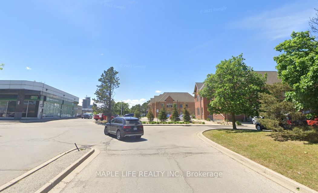 #5-b - 30 Wertheim Court Property Photo 23
