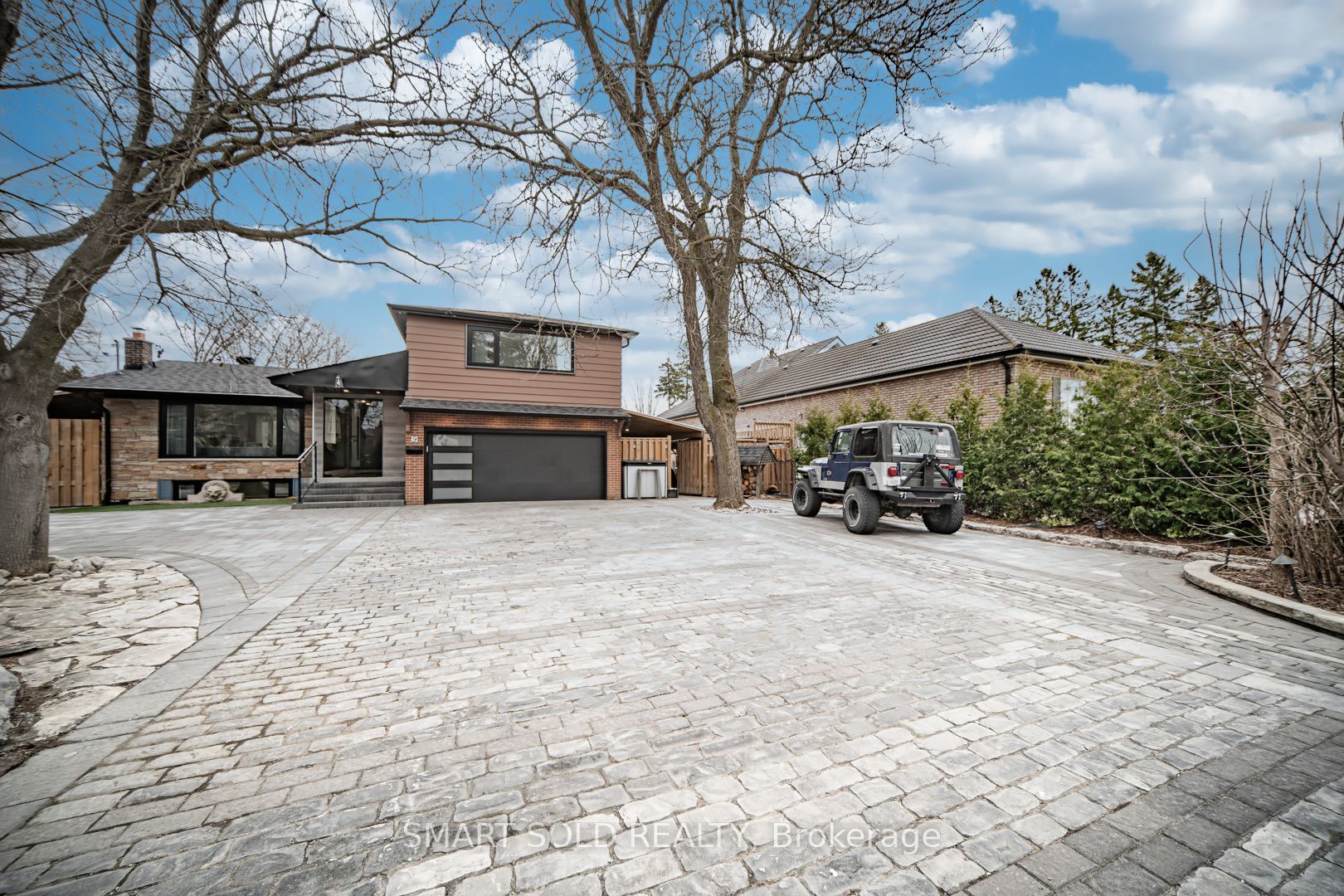 9 Oakcrest Avenue Property Photo 4
