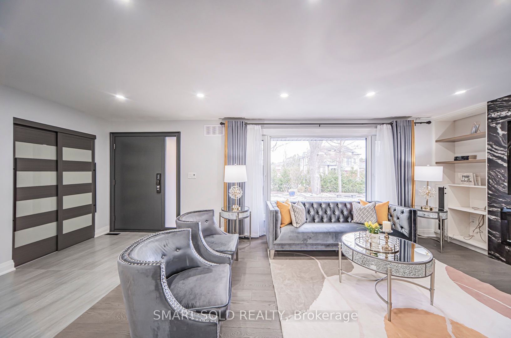9 Oakcrest Avenue Property Photo 8