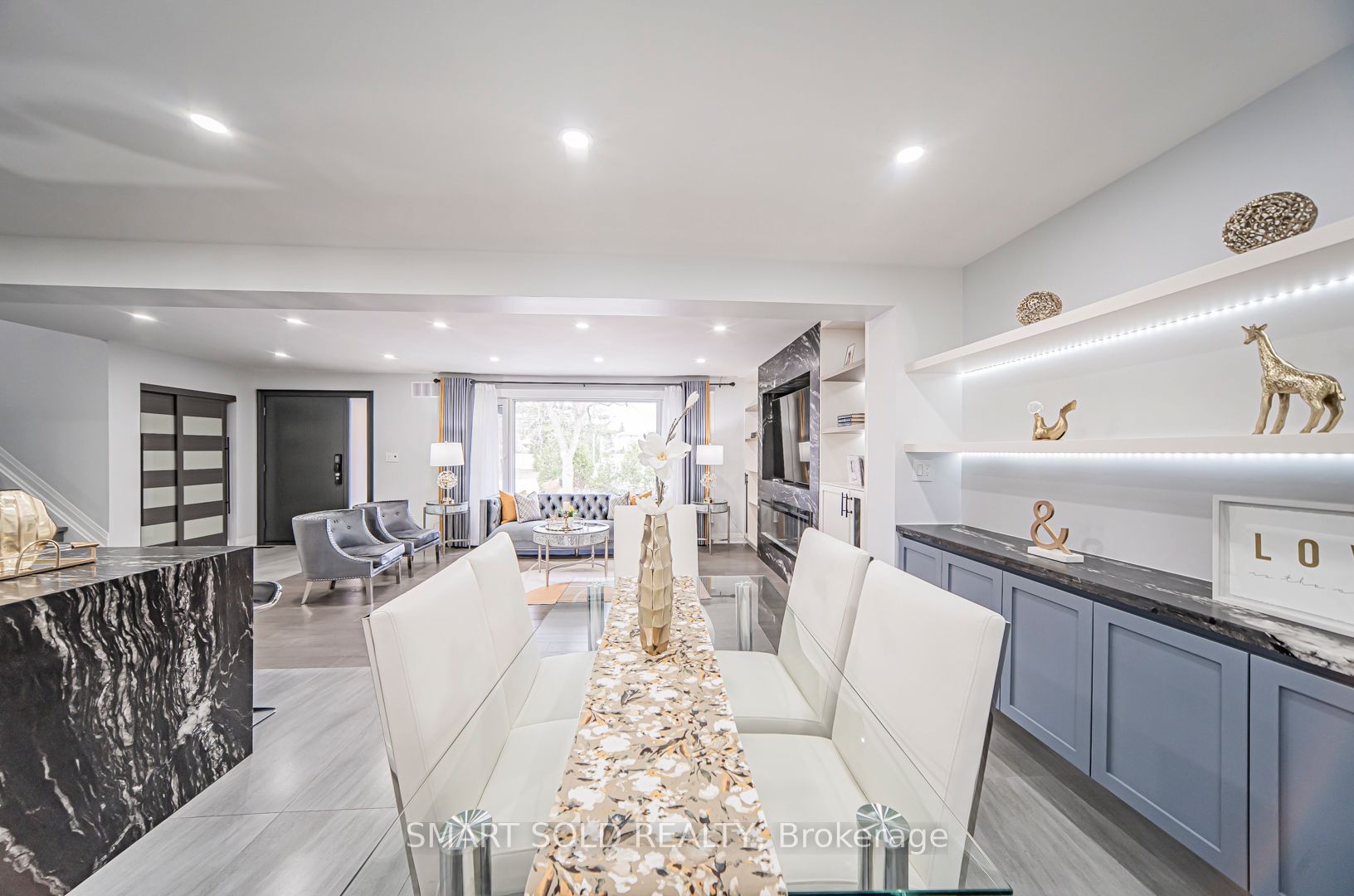 9 Oakcrest Avenue Property Photo 12