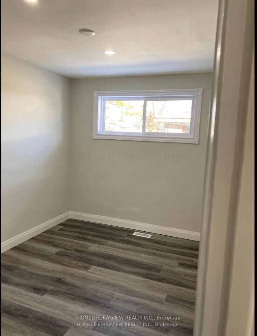 245 Alsace Road Property Photo 10