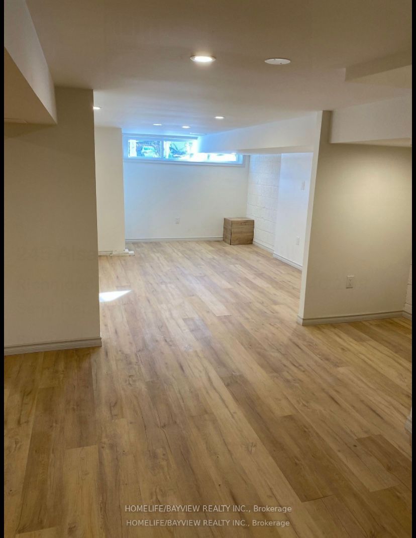 245 Alsace Road Property Photo 13