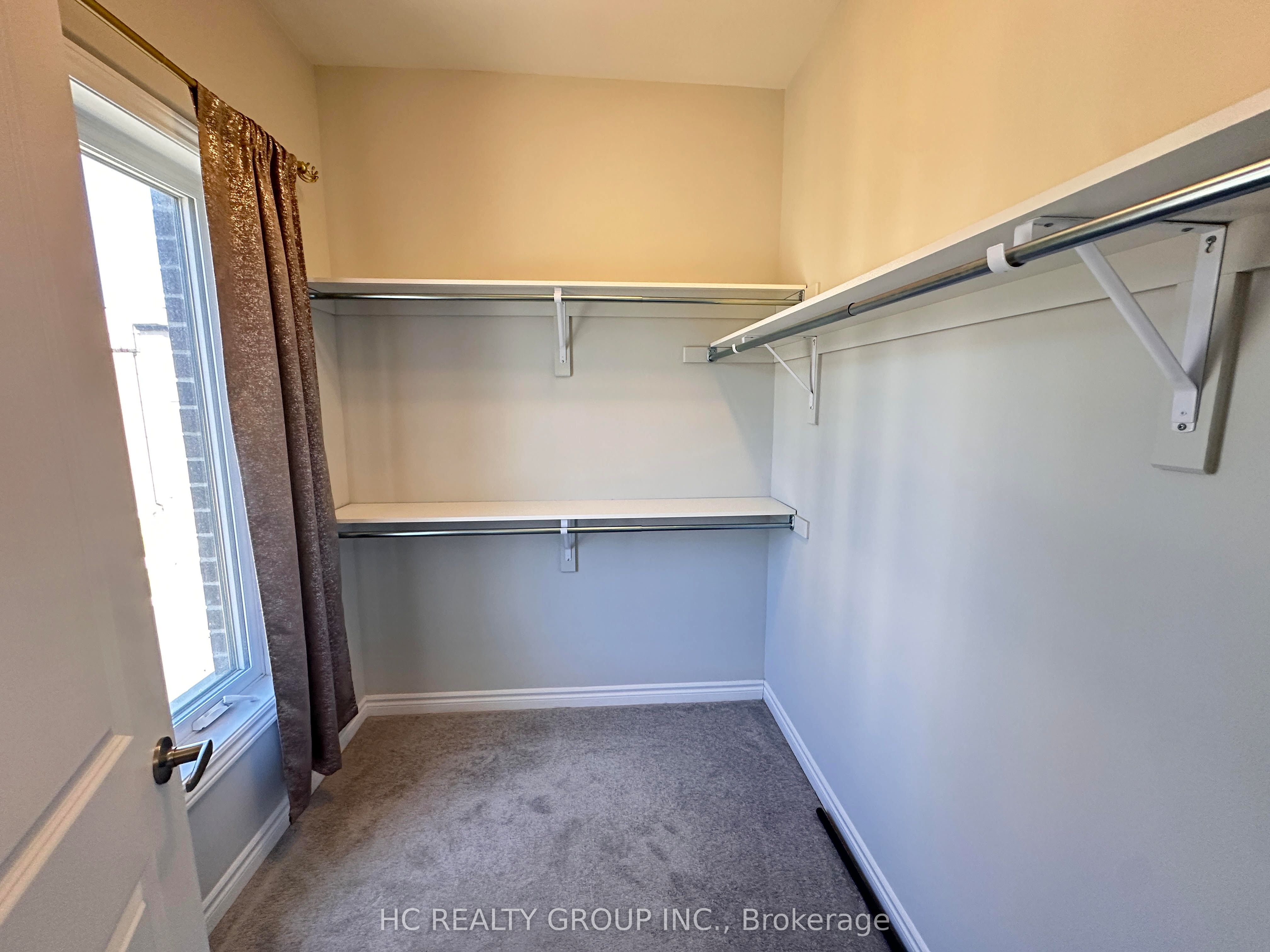 13 Guardhouse Crescent Property Photo 11