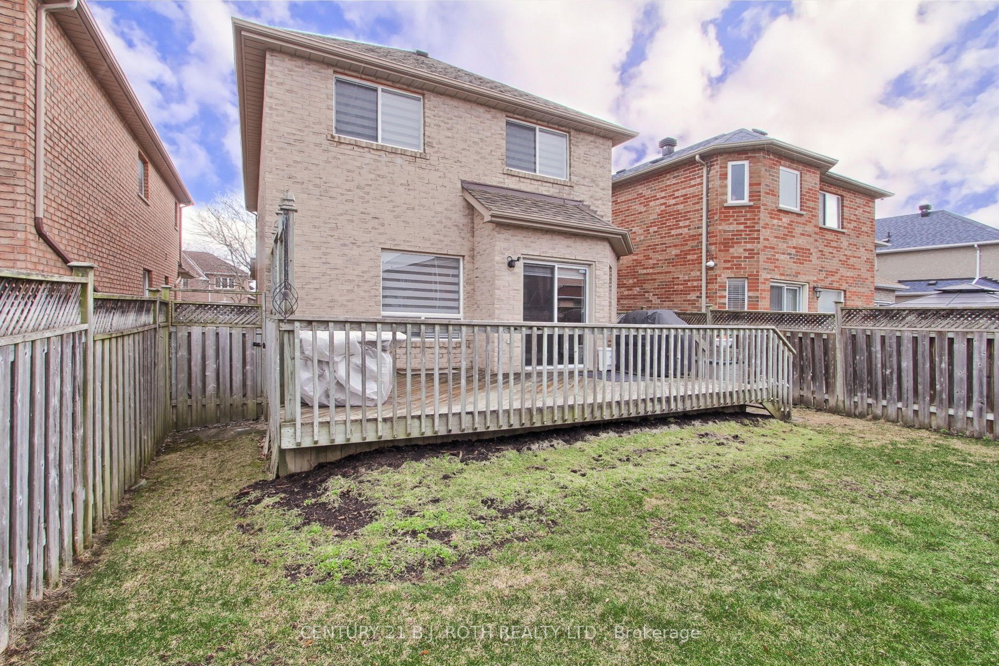 484 Menczel Crescent Property Photo 28
