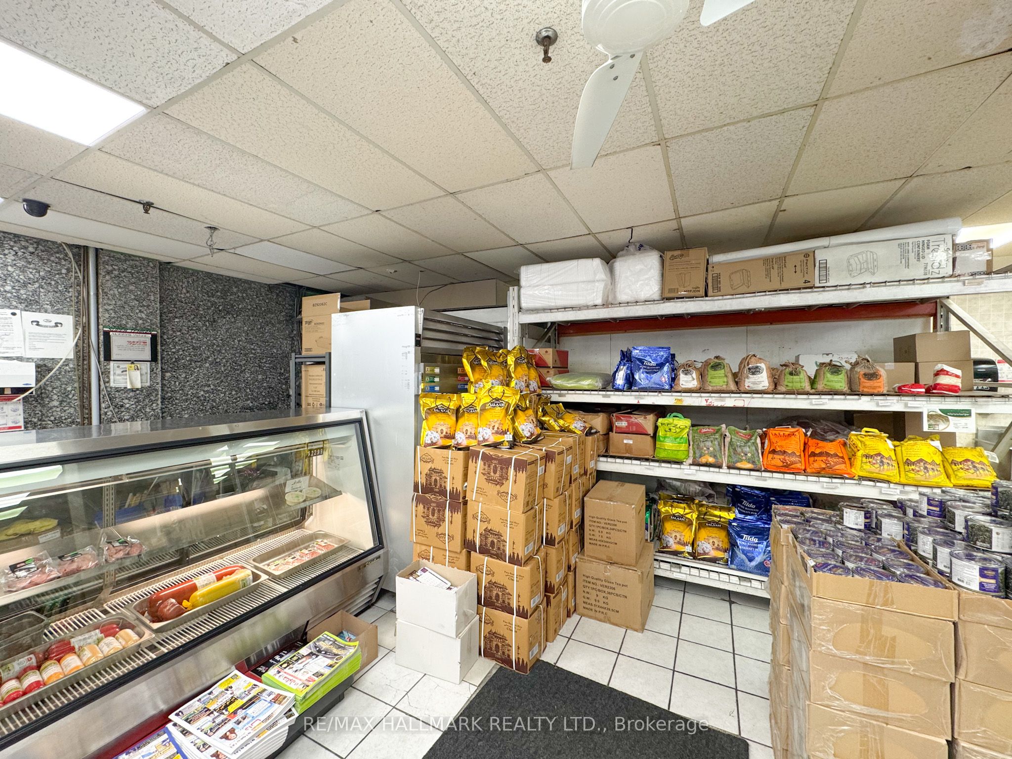 7327 Yonge Street Property Photo 20