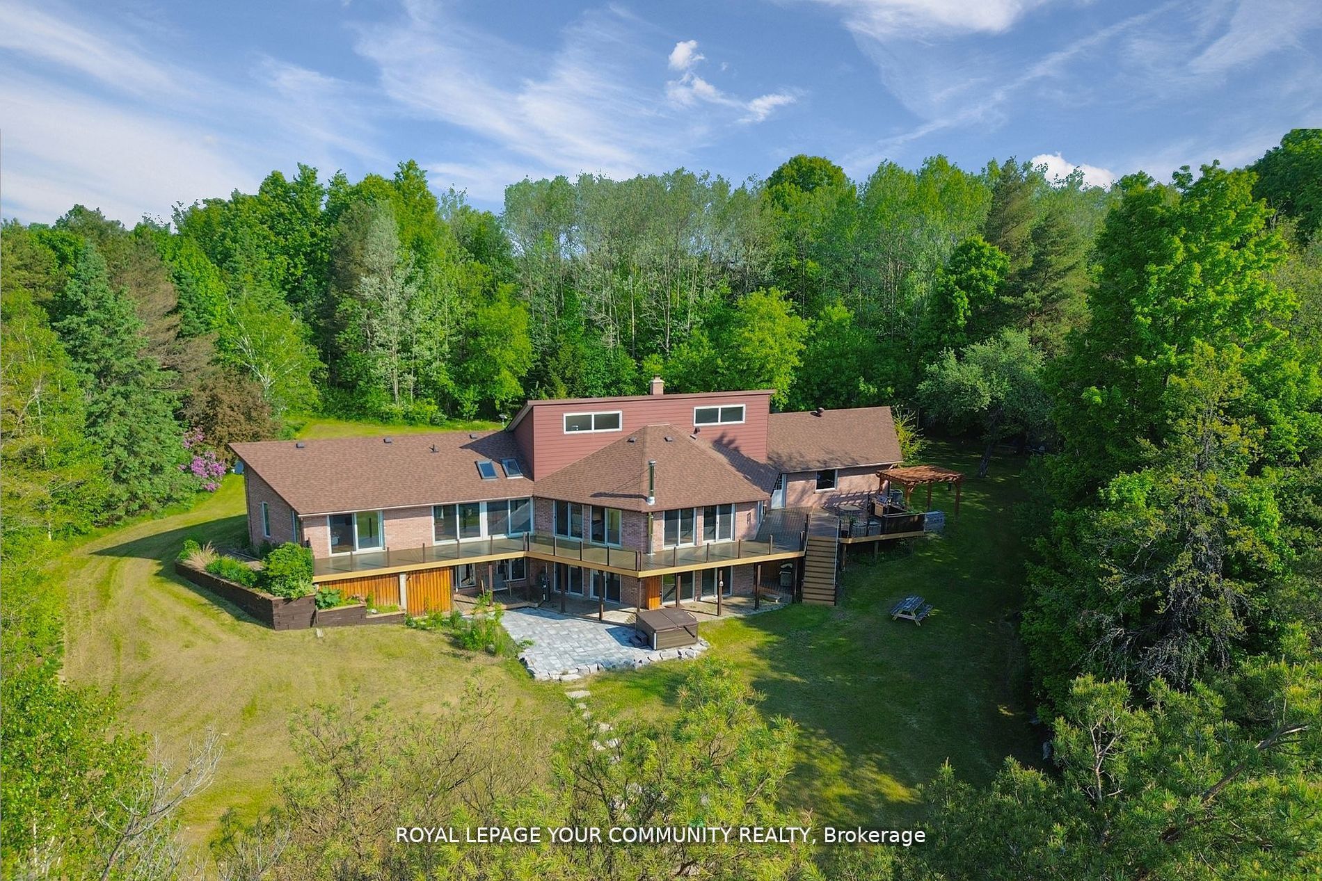 4997 Davis Drive Property Photo 1