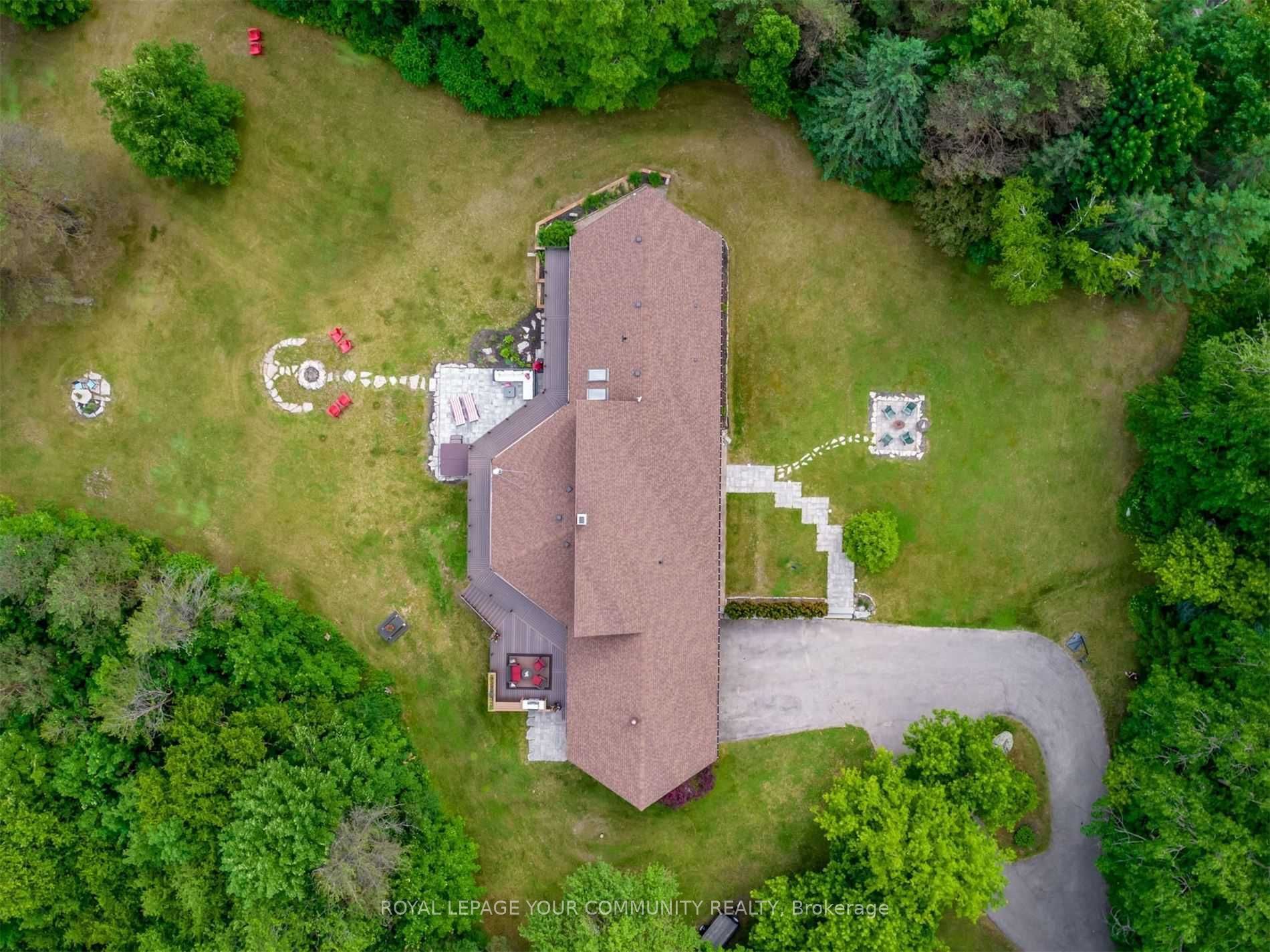 4997 Davis Drive Property Photo 4