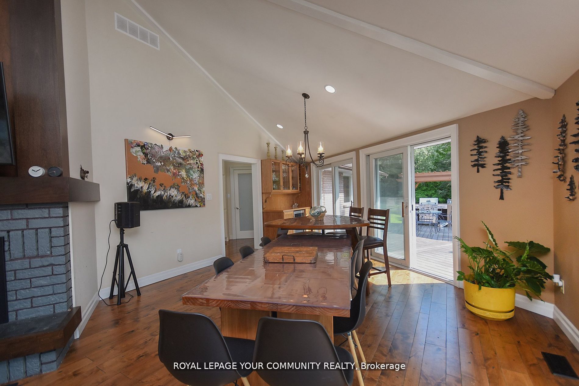 4997 Davis Drive Property Photo 13