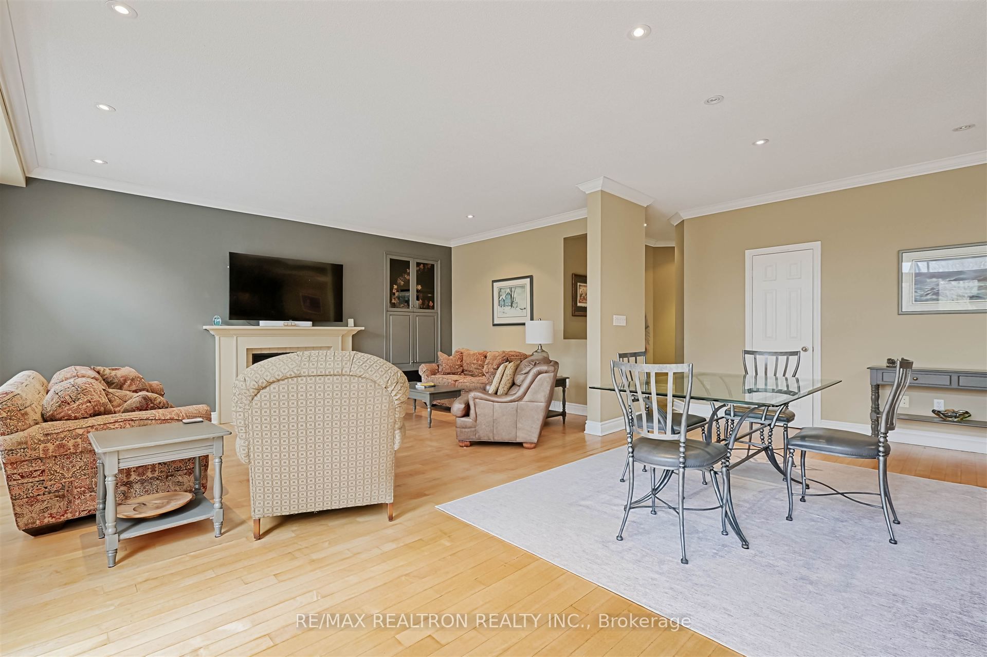 870 Shadrach Drive Property Photo 8