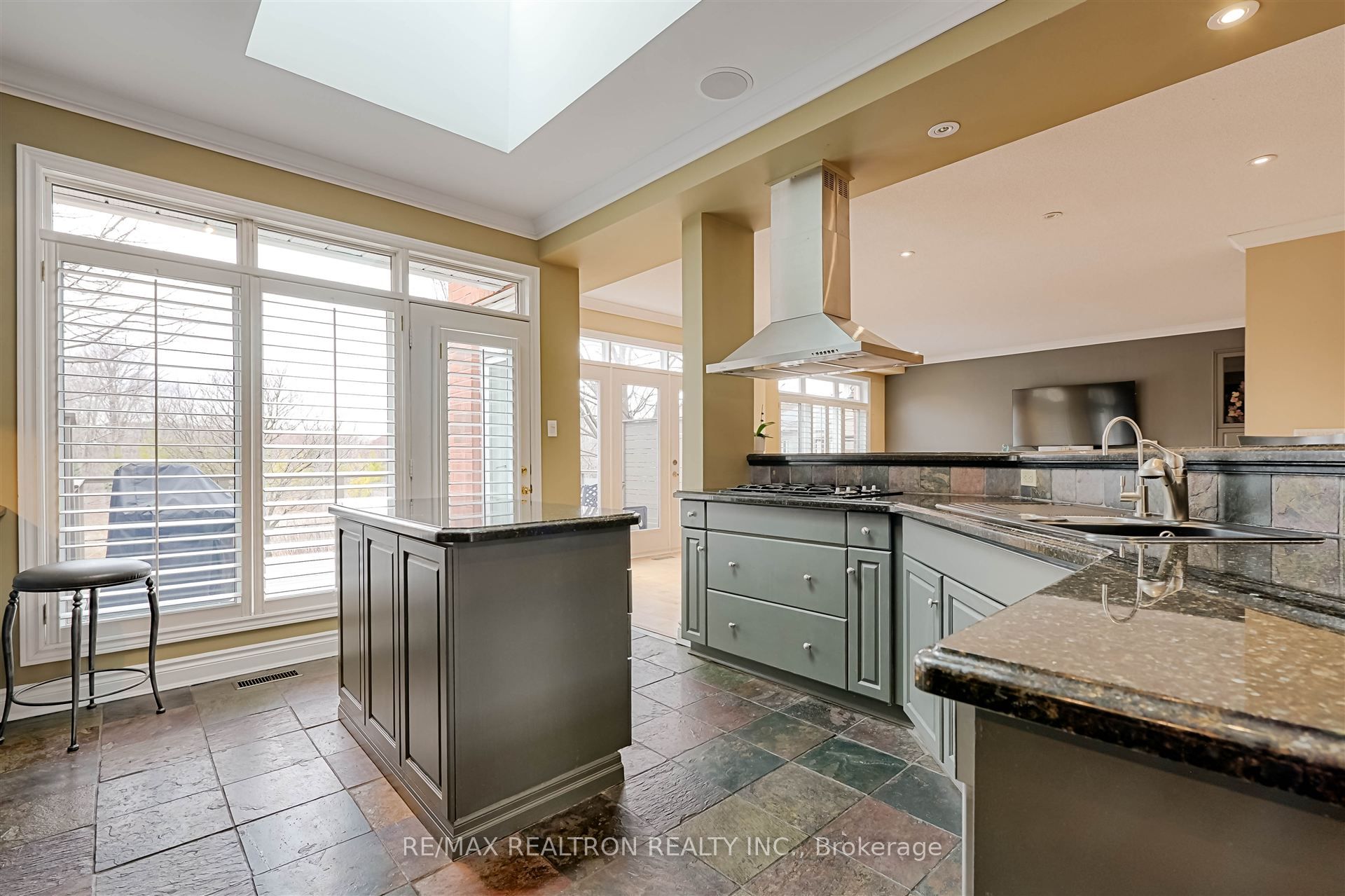 870 Shadrach Drive Property Photo 16