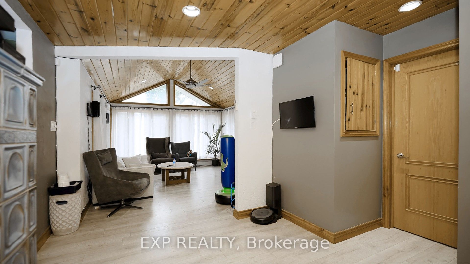 3125 Vandorf Side Road Property Photo 17