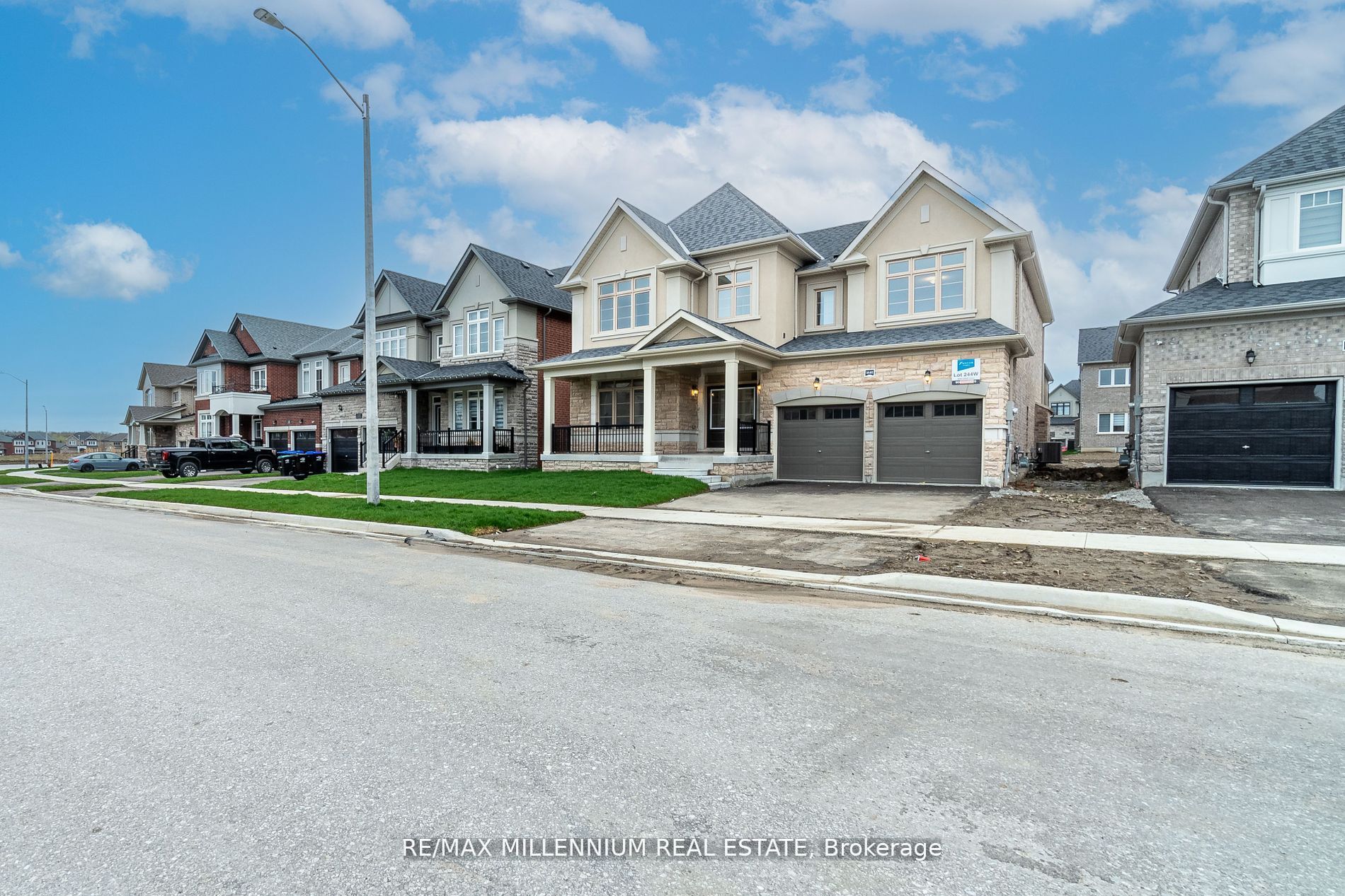 1640 Corsal Court Property Photo 1