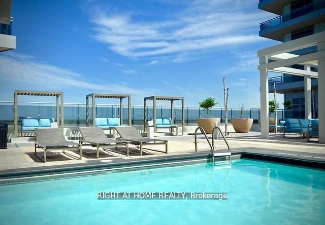 9199 Yonge Street 517 Property Photo 3