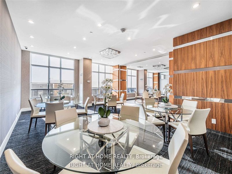 9199 Yonge Street 517 Property Photo 10