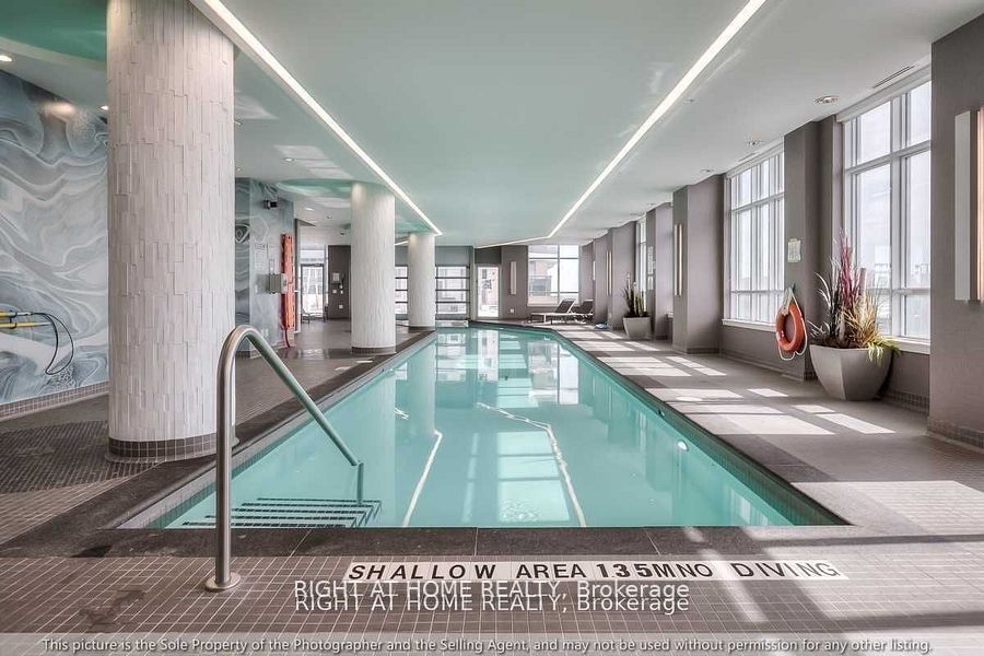 9199 Yonge Street 517 Property Photo 12