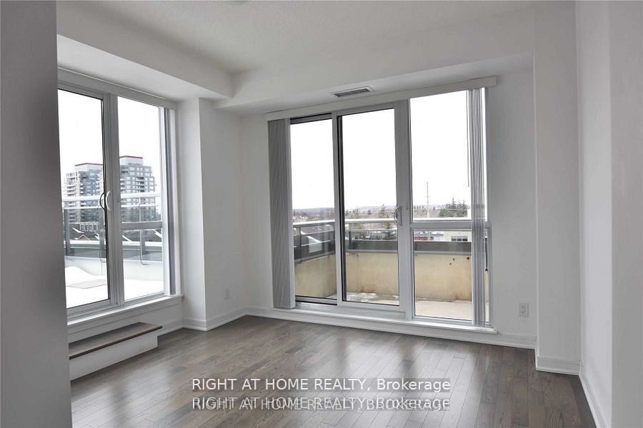 9199 Yonge Street 517 Property Photo 19