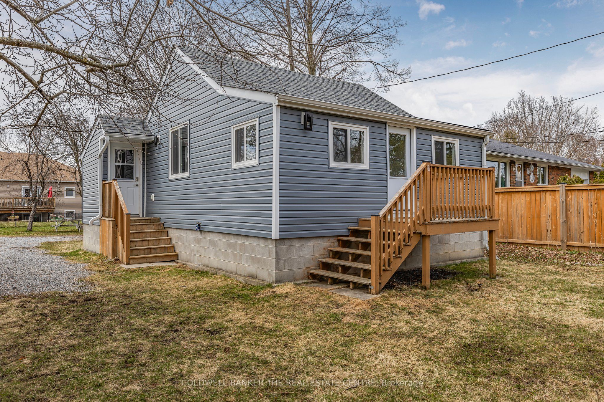 27026 Kennedy Road Property Photo 1
