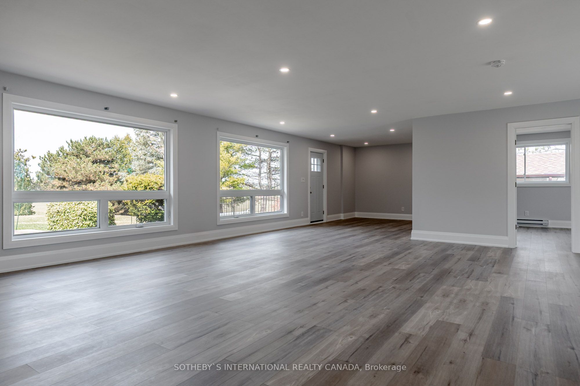 5512 3rd Line Property Photo 11