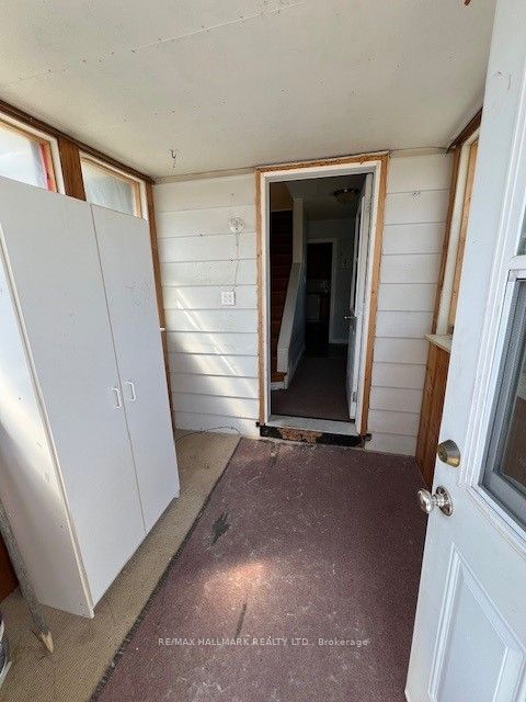 1527 Killarney Beach Road Property Photo 20