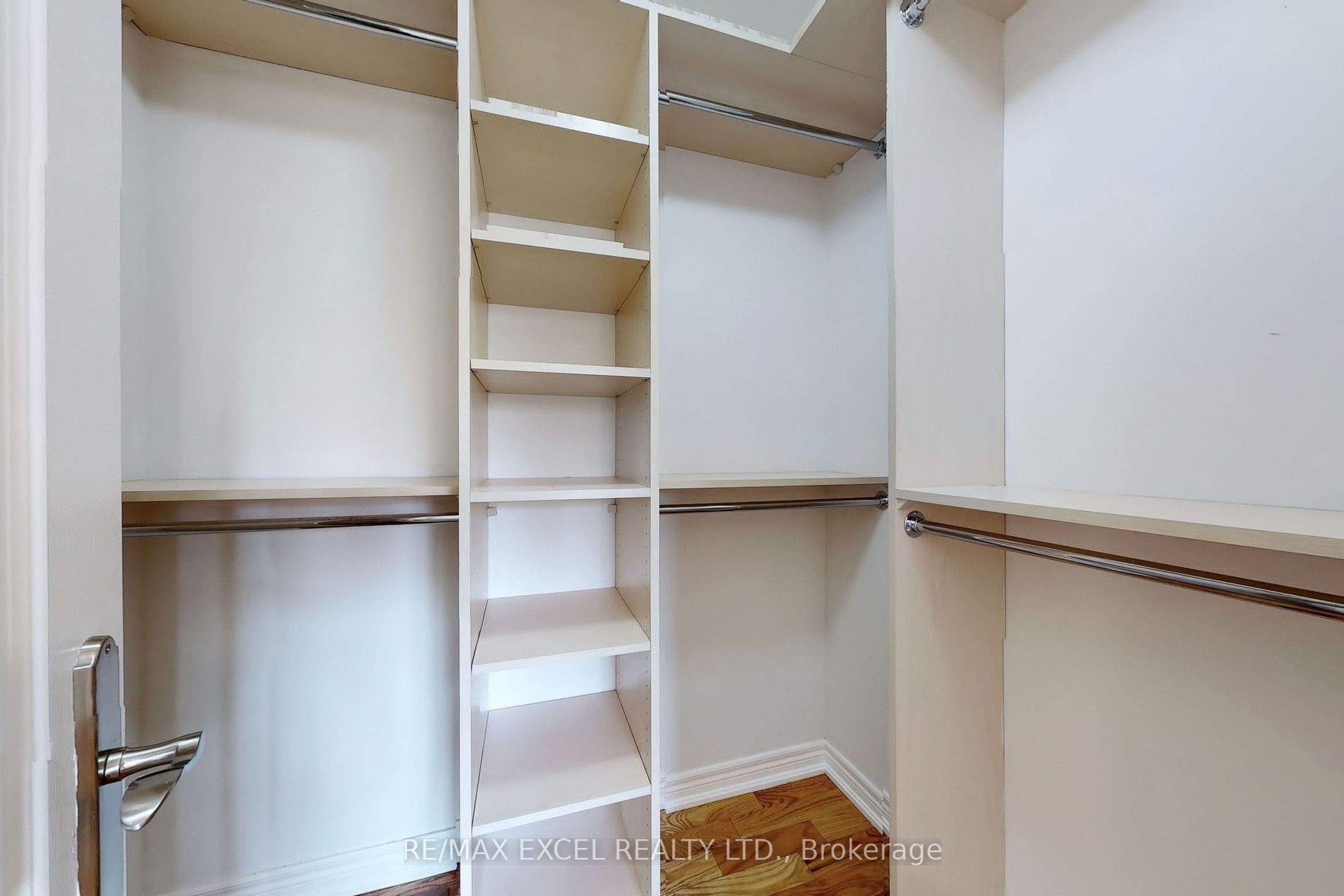 25 Oak Avenue Property Photo 33